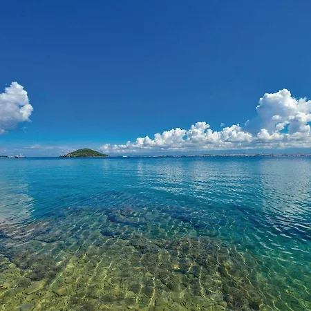 Дом отдыха Holiday With Sea View Iii *